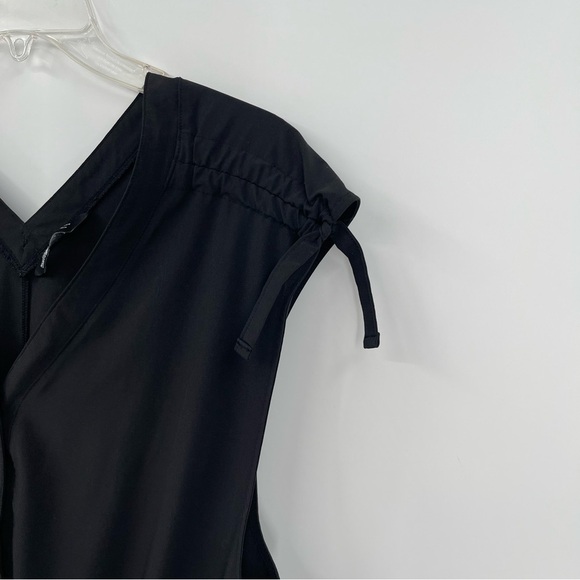 The North Face Women’s Black Sleeveless Jumpsuit Button Front V Neck Size XL - Picture 7 of 12